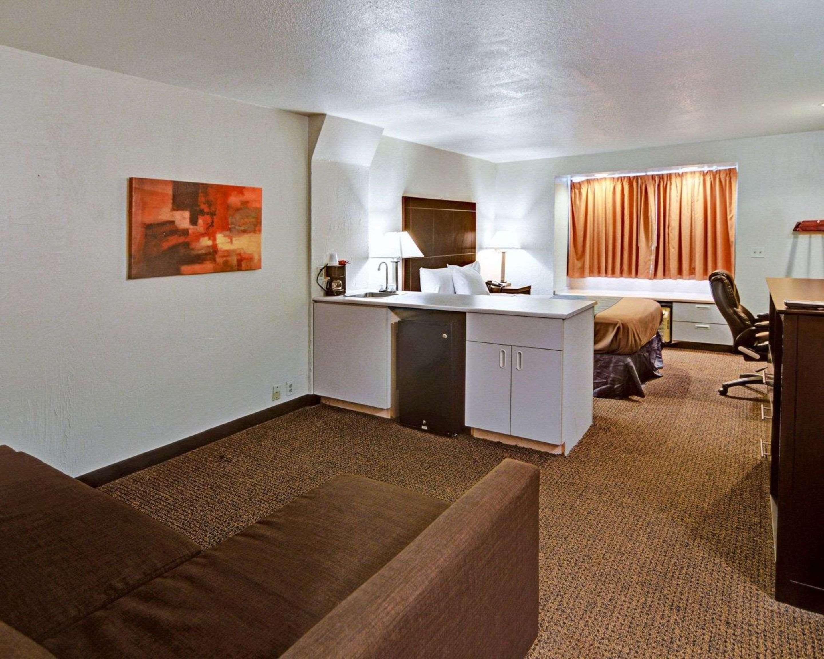 Rodeway Inn & Suites Lewisville I-35 Kültér fotó